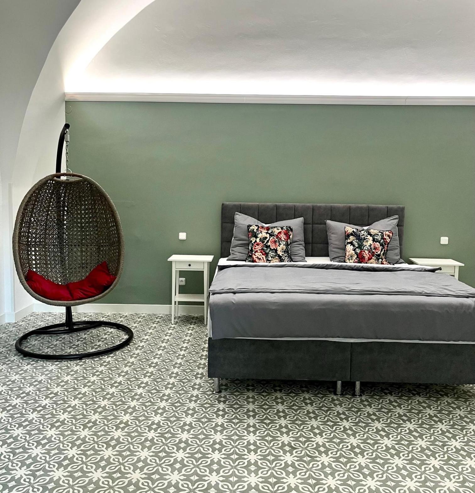 Palac Daun - Studio Apartments Znojmo Extérieur photo
